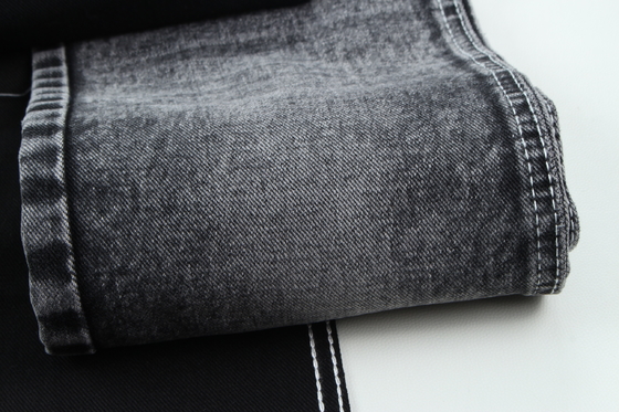 13.5oz Super Dark Black Color Denim Tkanina sztywna 100% Bawełna Przędza z recyklingu dla pracownika Jean Tkanina Czarna Czarna tylna strona