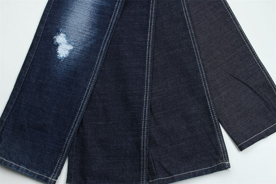 Tkanina dżinsowa barwiona w technologii Rope Dye, 100% bawełna, do klasycznych dżinsów męskich